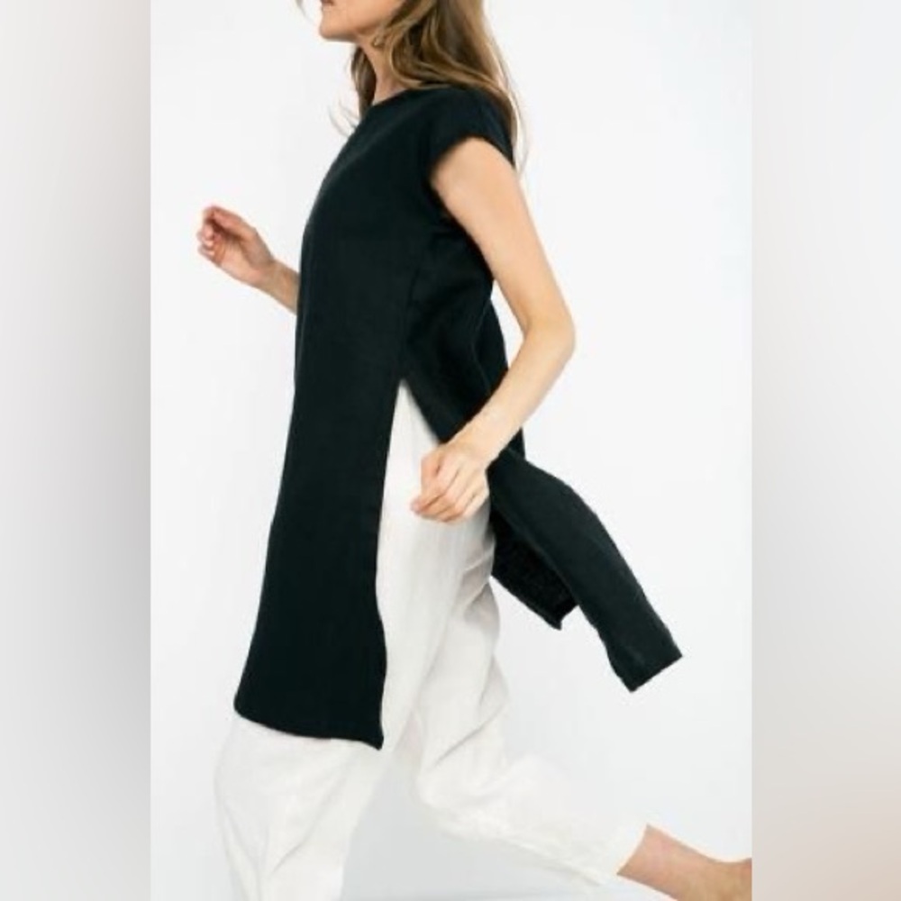 Elizabeth Suzann Josephine Tunic